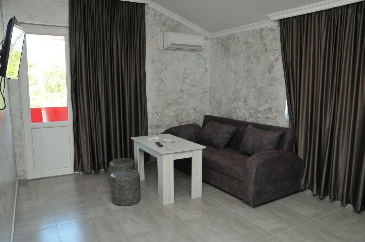 GioMari Hotel Ureki Esterno foto
